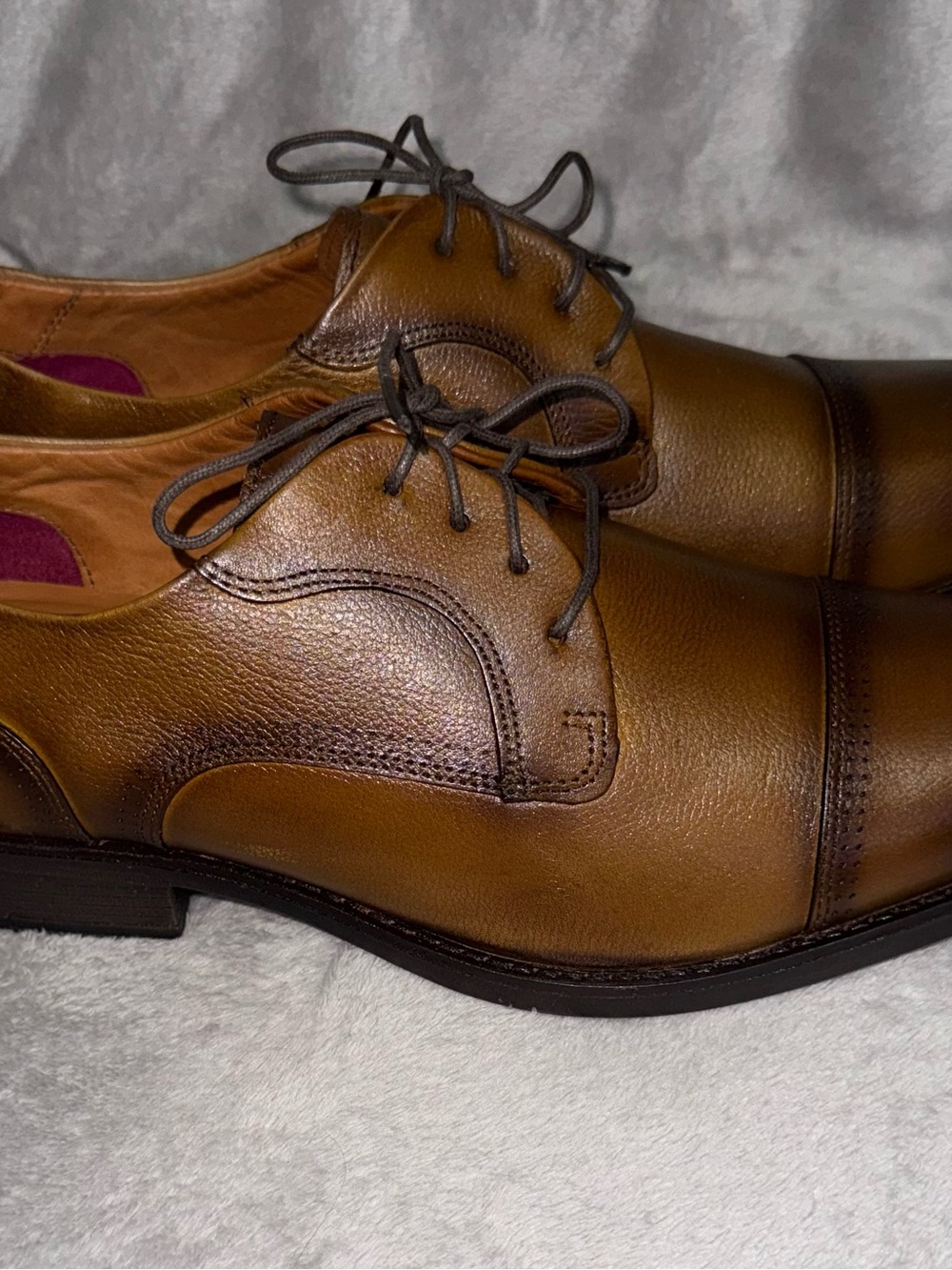 Johnston & Murphy Men's Brown Leather Cap-Toe Oxfords